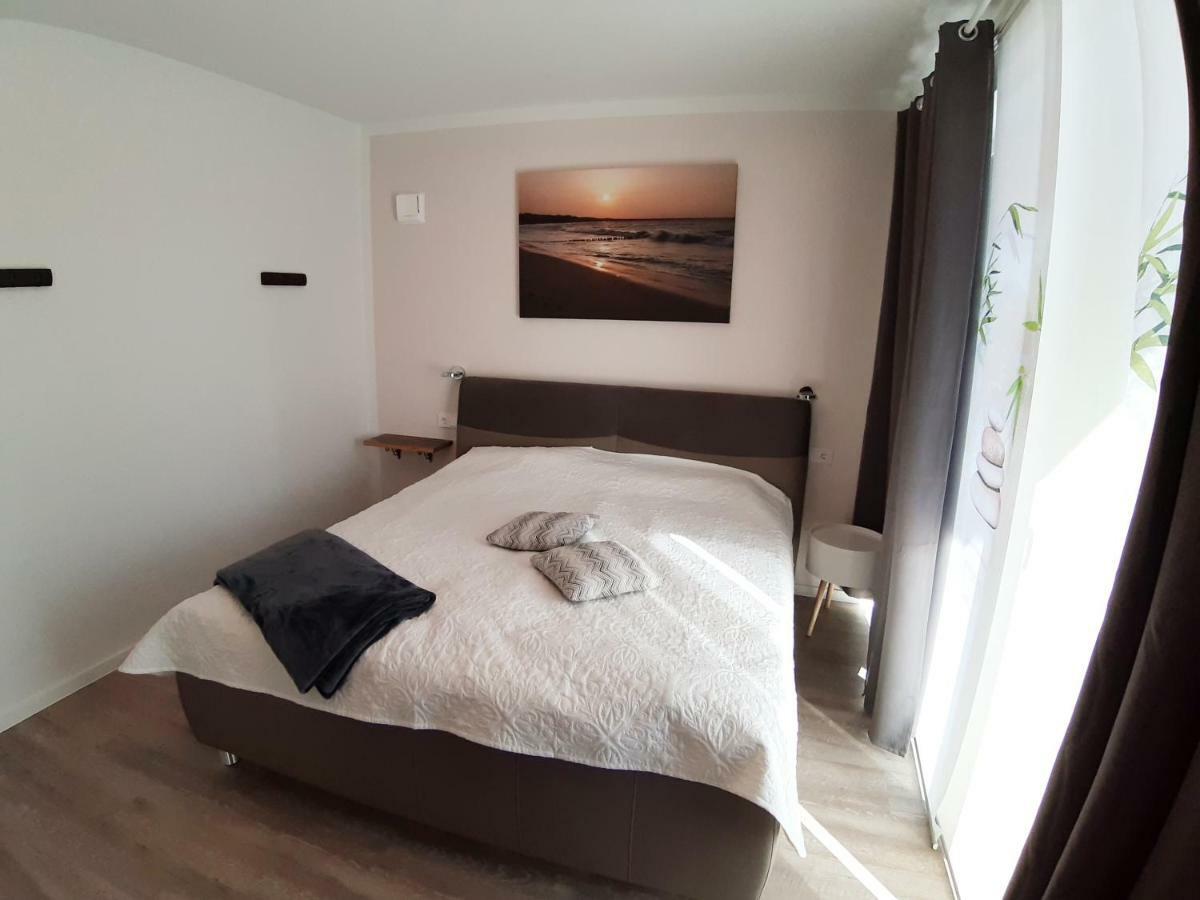 Ferienwohnung Strandraeuber Glowe Luaran gambar
